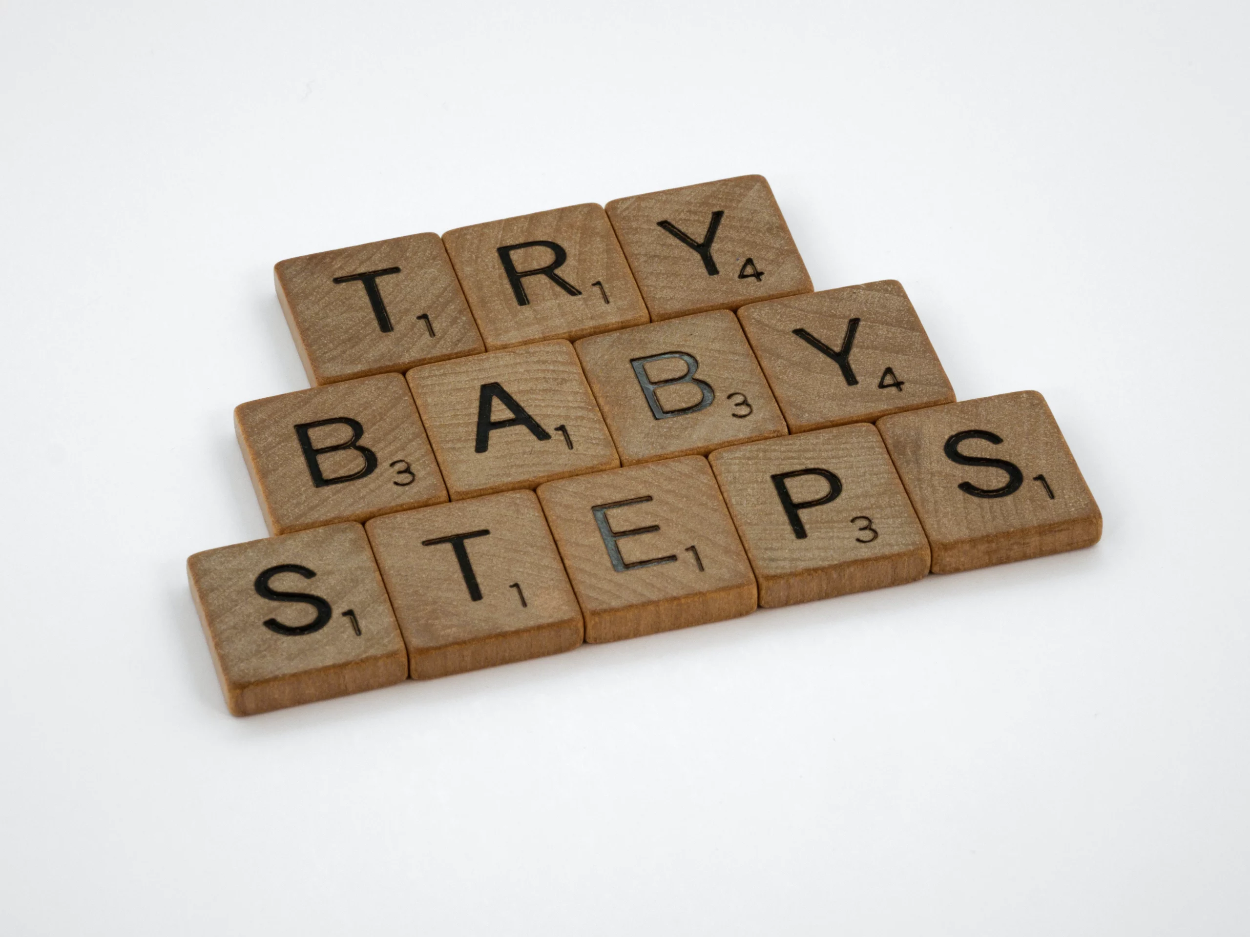 How to encourage independent play: try baby steps