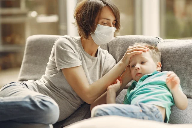 stomach flu is one illness among what are the 5 most common childhood illnesses