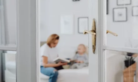 The best 8 child proof locks for doors (2022)