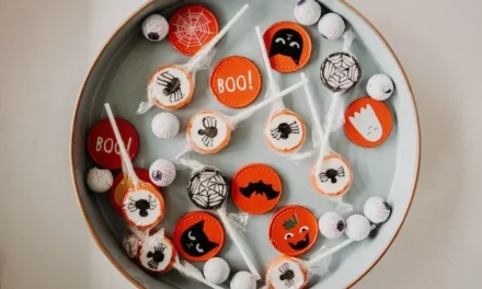 21 Attractive First Halloween Gifts for Baby Boy